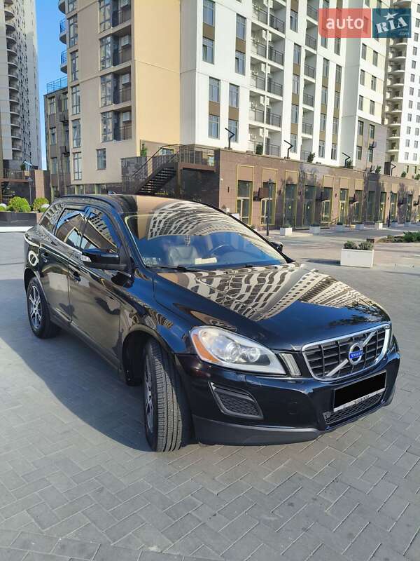 Внедорожник / Кроссовер Volvo XC60 2012 в Одессе