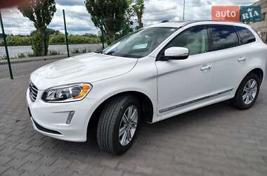 Внедорожник / Кроссовер Volvo XC60 2017 в Киеве