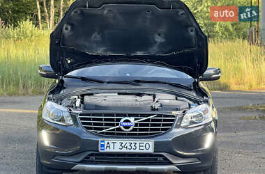 Внедорожник / Кроссовер Volvo XC60 2016 в 