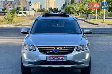Внедорожник / Кроссовер Volvo XC60 2015 в 