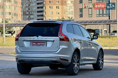 Внедорожник / Кроссовер Volvo XC60 2015 в 