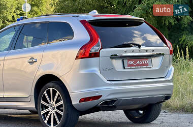 Внедорожник / Кроссовер Volvo XC60 2015 в 