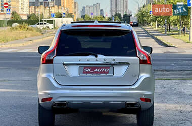 Внедорожник / Кроссовер Volvo XC60 2015 в 