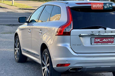 Внедорожник / Кроссовер Volvo XC60 2015 в 