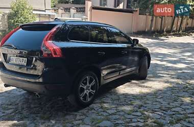 Внедорожник / Кроссовер Volvo XC60 2012 в 