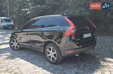 Внедорожник / Кроссовер Volvo XC60 2012 в 
