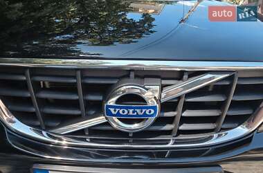 Внедорожник / Кроссовер Volvo XC60 2012 в 