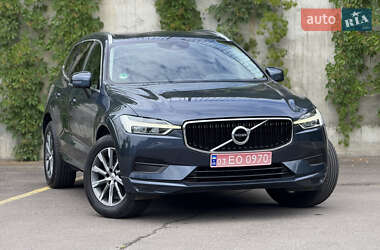 Внедорожник / Кроссовер Volvo XC60 2019 в 