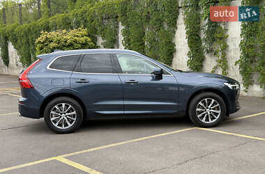 Внедорожник / Кроссовер Volvo XC60 2019 в 