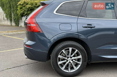 Внедорожник / Кроссовер Volvo XC60 2019 в 