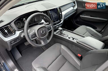 Внедорожник / Кроссовер Volvo XC60 2019 в 