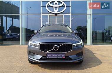 Внедорожник / Кроссовер Volvo XC60 2017 в 