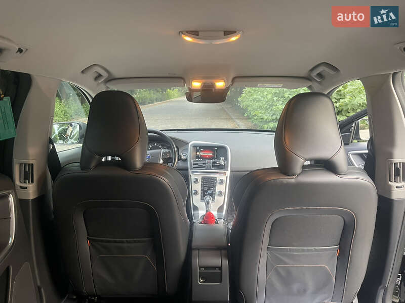 Внедорожник / Кроссовер Volvo XC60 2014 в Черновцах фото 14 Внедорожник / Кроссовер Volvo XC60 2014 в Черновцах