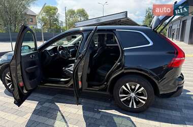 Позашляховик / Кросовер Volvo XC60 2019 в 