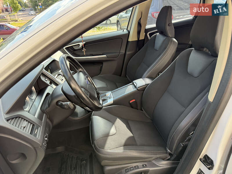 Внедорожник / Кроссовер Volvo XC60 2013 в Львове