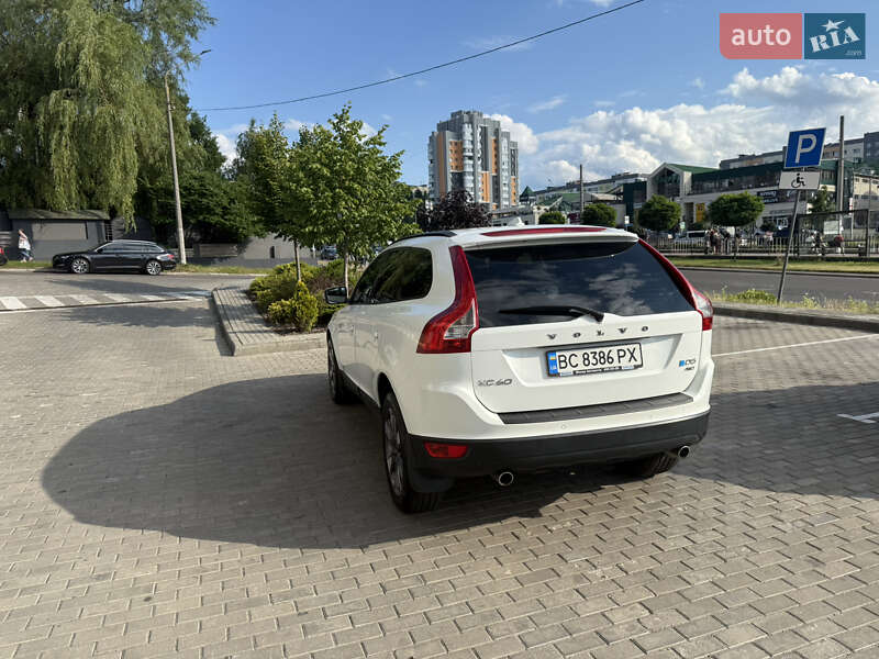 Внедорожник / Кроссовер Volvo XC60 2013 в Львове