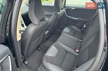 Внедорожник / Кроссовер Volvo XC60 2010 в 