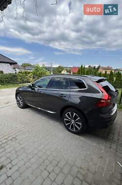 Внедорожник / Кроссовер Volvo XC60 2021 в 