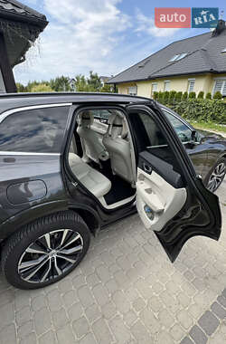 Внедорожник / Кроссовер Volvo XC60 2021 в 