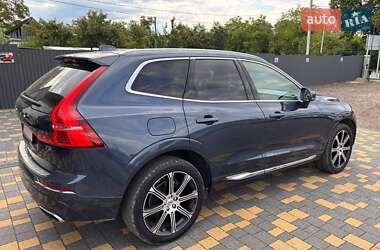 Внедорожник / Кроссовер Volvo XC60 2021 в 