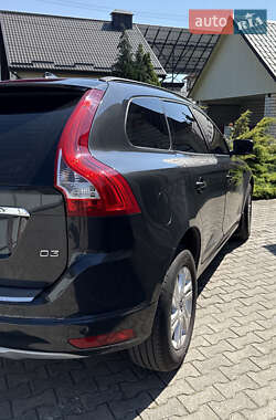 Позашляховик / Кросовер Volvo XC60 2017 в 