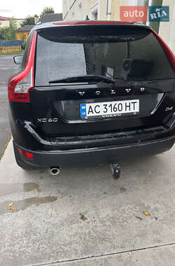 Внедорожник / Кроссовер Volvo XC60 2012 в 