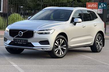 Внедорожник / Кроссовер Volvo XC60 2020 в 