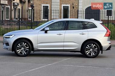 Внедорожник / Кроссовер Volvo XC60 2020 в 