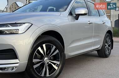 Внедорожник / Кроссовер Volvo XC60 2020 в 