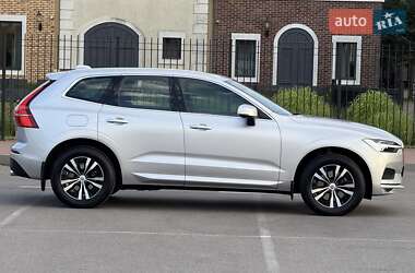 Внедорожник / Кроссовер Volvo XC60 2020 в 