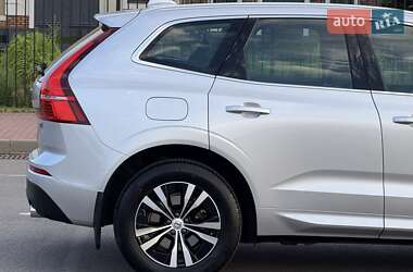Внедорожник / Кроссовер Volvo XC60 2020 в 