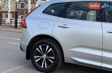 Внедорожник / Кроссовер Volvo XC60 2020 в 