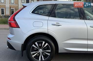 Внедорожник / Кроссовер Volvo XC60 2020 в 