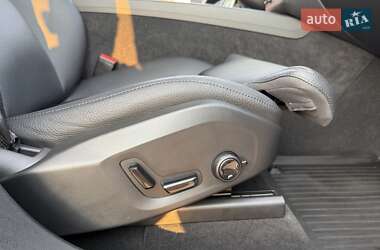 Внедорожник / Кроссовер Volvo XC60 2020 в 