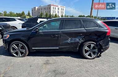 Внедорожник / Кроссовер Volvo XC60 2017 в 