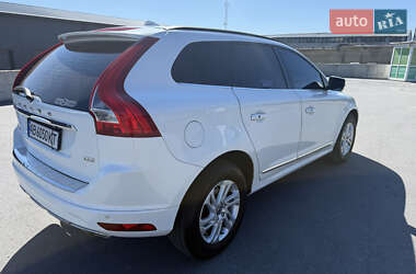 Внедорожник / Кроссовер Volvo XC60 2016 в 