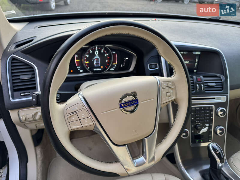 Позашляховик / Кросовер Volvo XC60 2016 в Луцьку