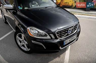 Внедорожник / Кроссовер Volvo XC60 2013 в 