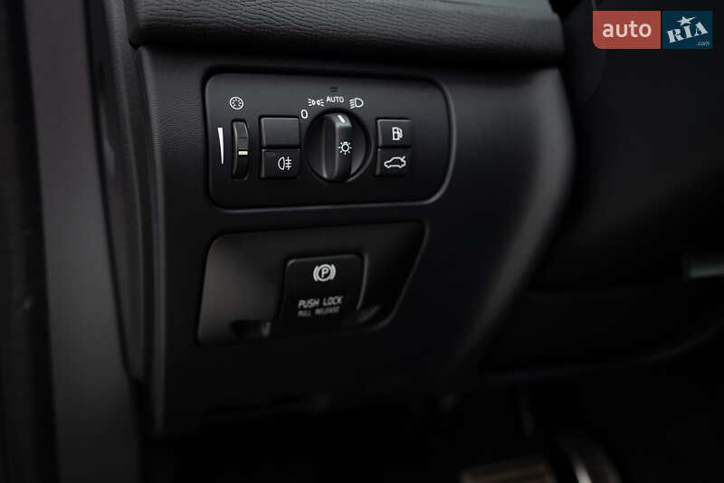 Внедорожник / Кроссовер Volvo XC60 2013 в Киеве фото 24 Внедорожник / Кроссовер Volvo XC60 2013 в Киеве