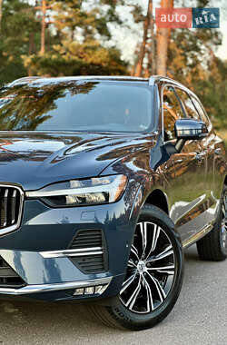 Внедорожник / Кроссовер Volvo XC60 2021 в 