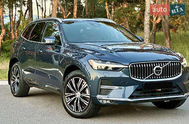 Внедорожник / Кроссовер Volvo XC60 2021 в 