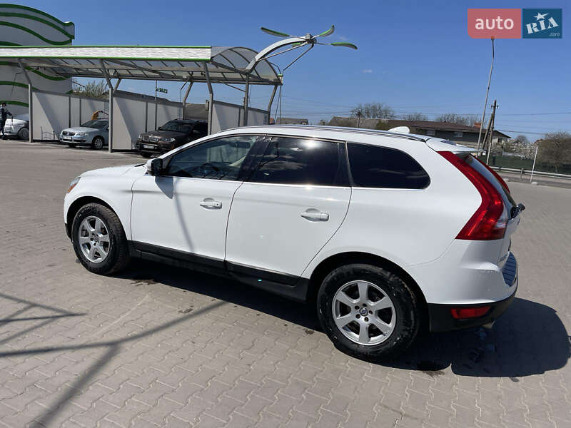 Позашляховик / Кросовер Volvo XC60 2012 в Нововолинську