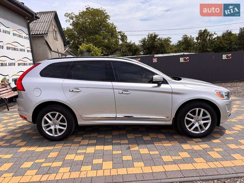 Позашляховик / Кросовер Volvo XC60 2017 в Львові