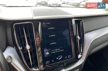 Внедорожник / Кроссовер Volvo XC60 2019 в 