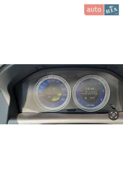 Внедорожник / Кроссовер Volvo XC60 2013 в 