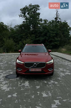 Внедорожник / Кроссовер Volvo XC60 2020 в 