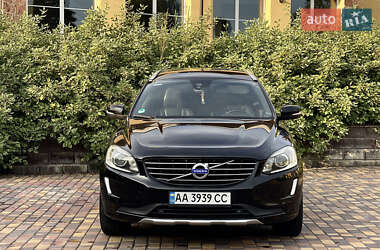 Внедорожник / Кроссовер Volvo XC60 2015 в 