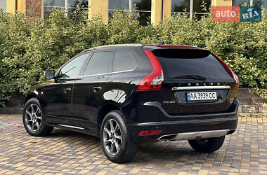 Внедорожник / Кроссовер Volvo XC60 2015 в 