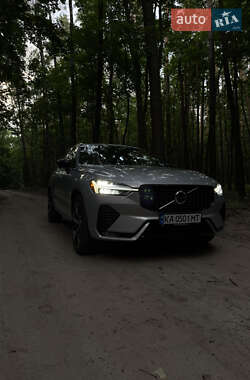 Внедорожник / Кроссовер Volvo XC60 2021 в 