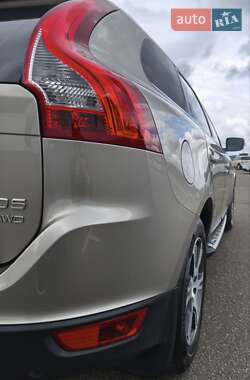 Внедорожник / Кроссовер Volvo XC60 2012 в 